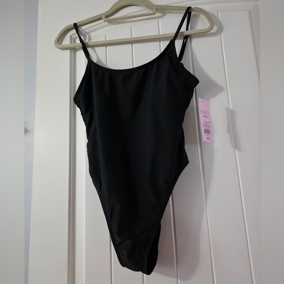 Wild Fable Black Swimsuit Size small - Picture 6 of 7